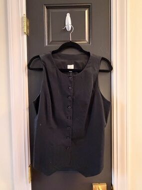 a new day Black Sleeveless Button-Front Blouse